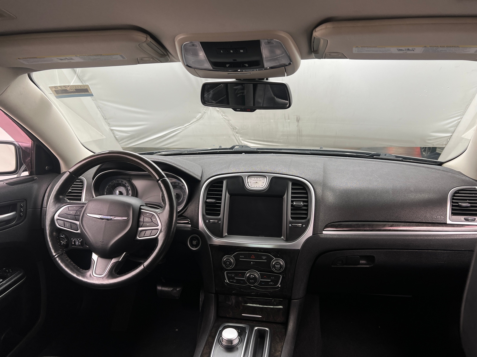 Thumbnail: 2019 Chrysler 300 - 2