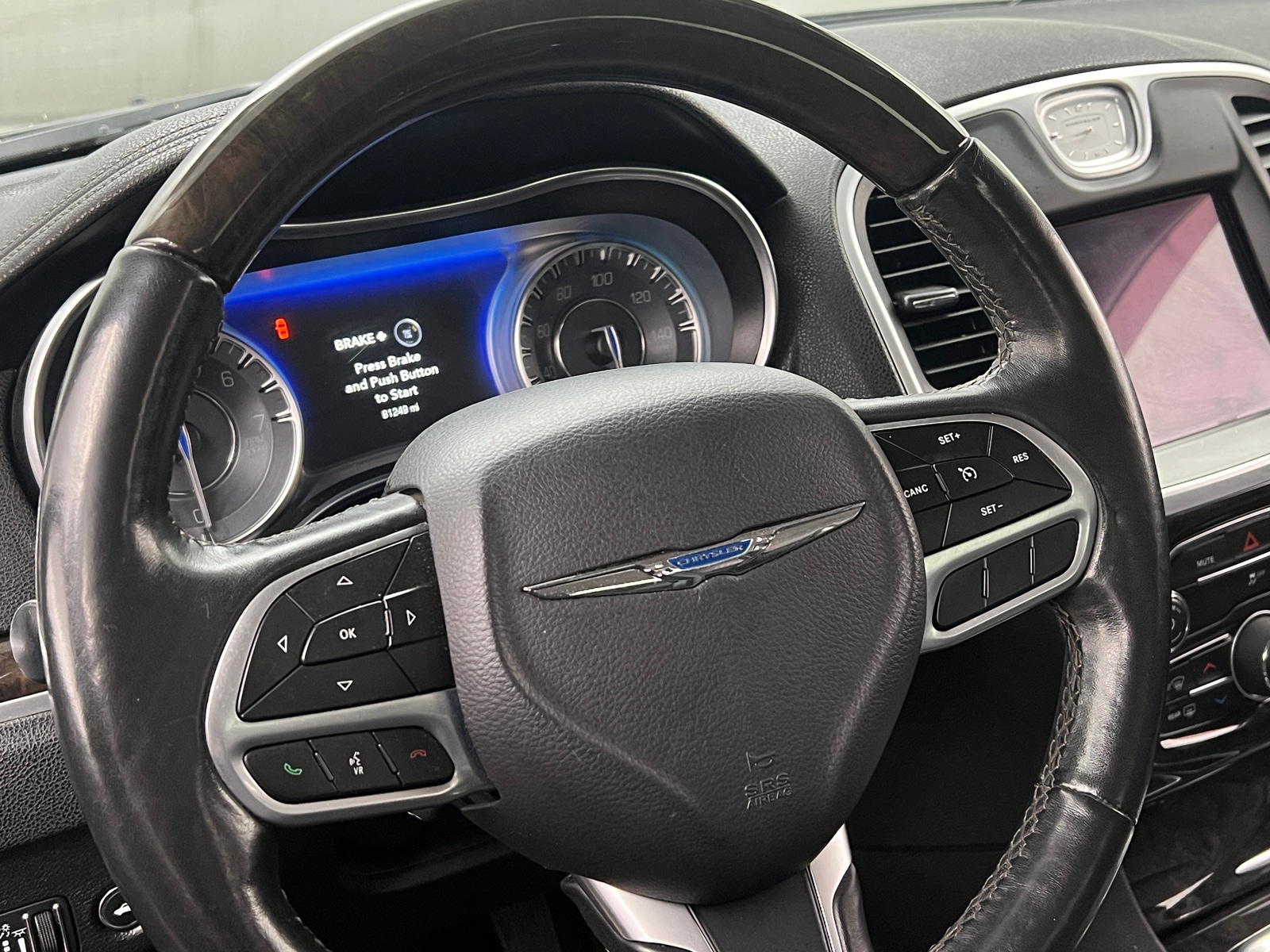 Thumbnail: 2019 Chrysler 300 - 4