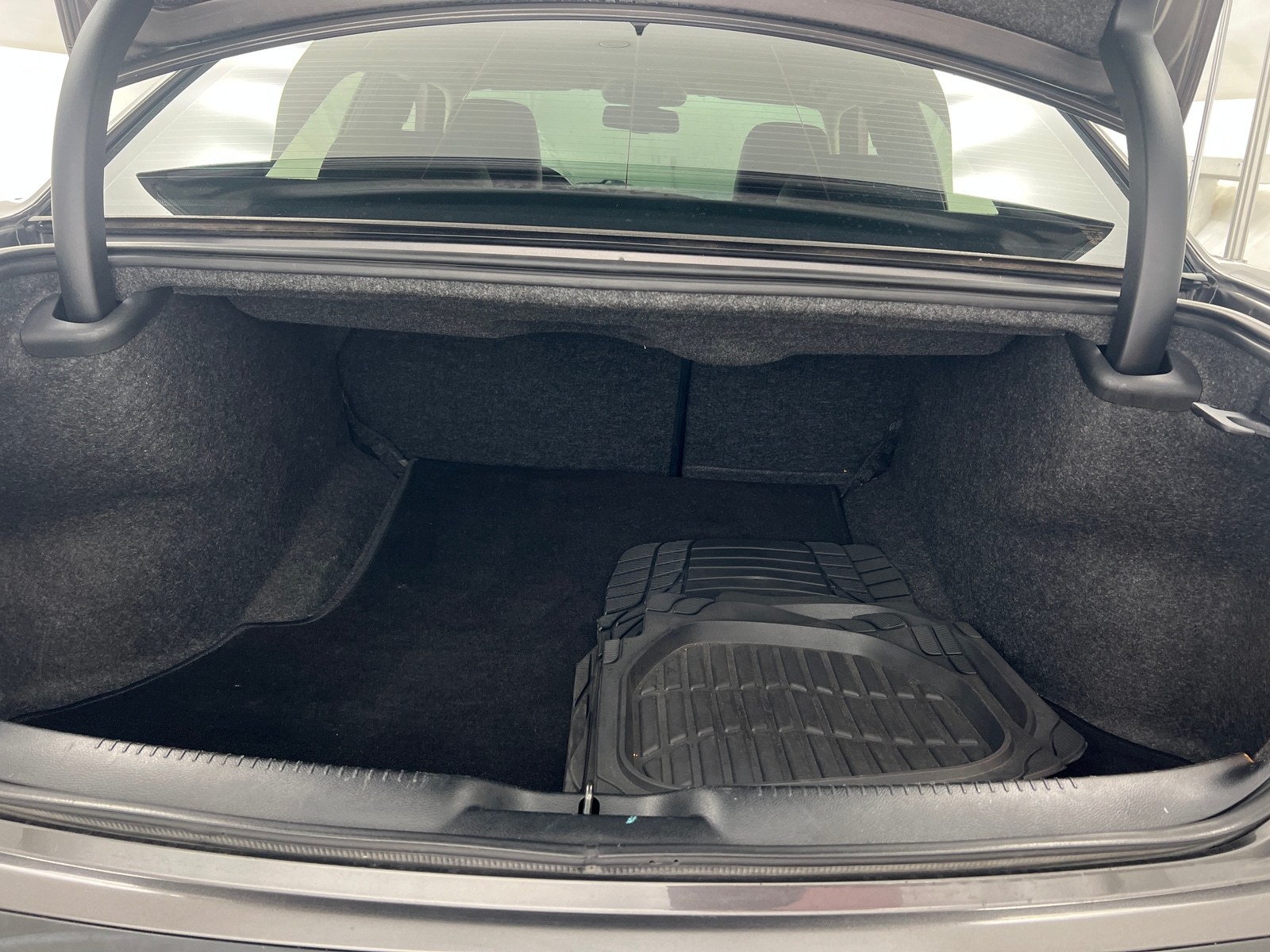 Thumbnail: 2019 Chrysler 300 - 6