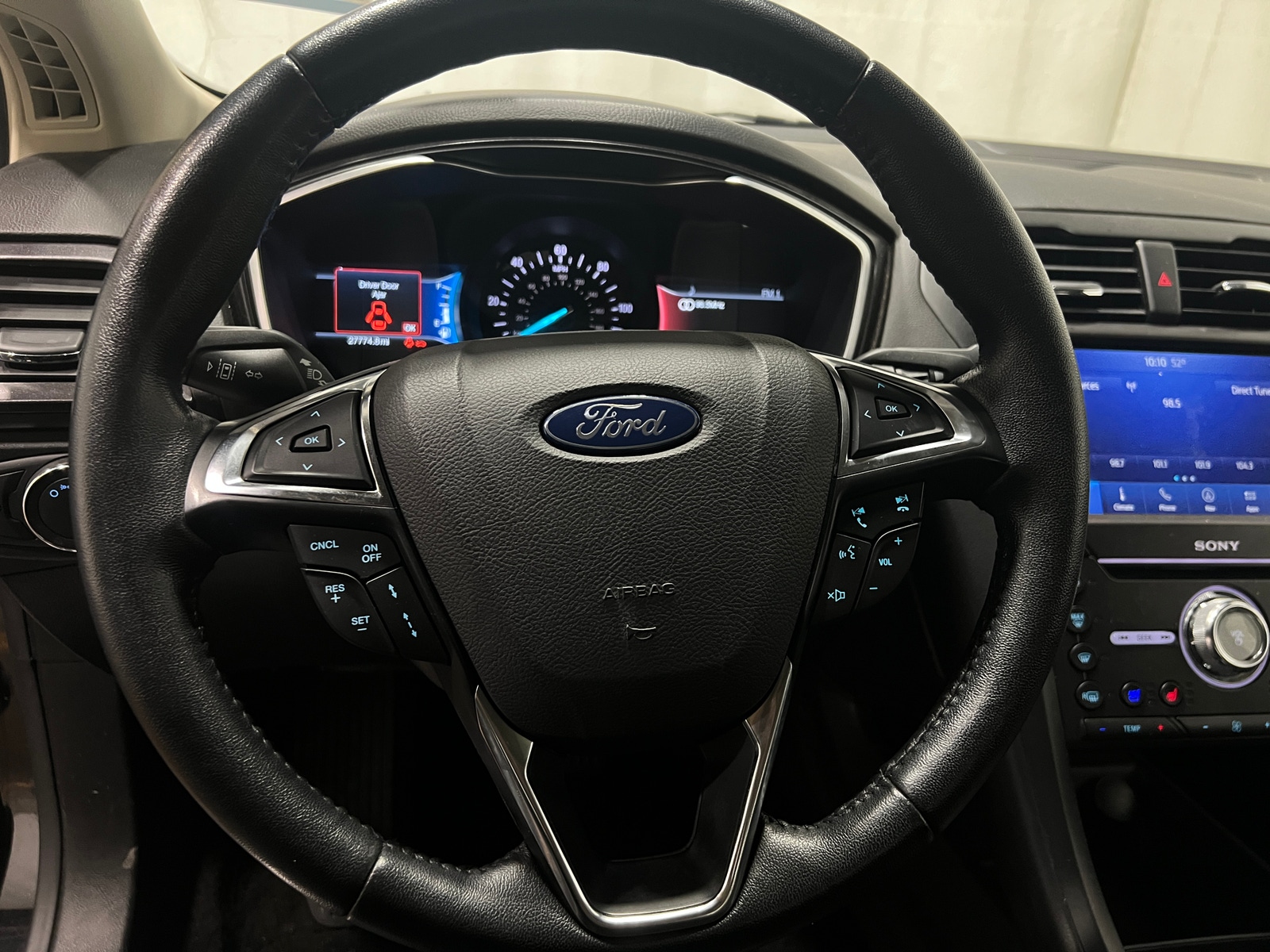 Thumbnail: 2020 Ford Fusion - 4