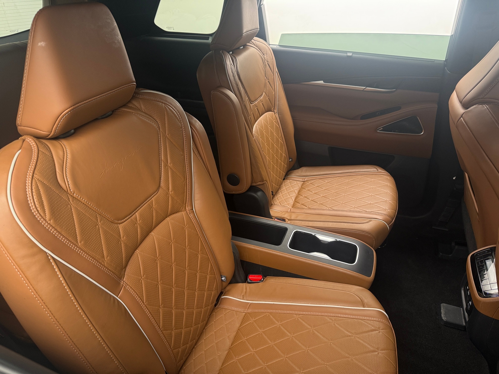 Thumbnail: 2024 INFINITI QX60 - 5