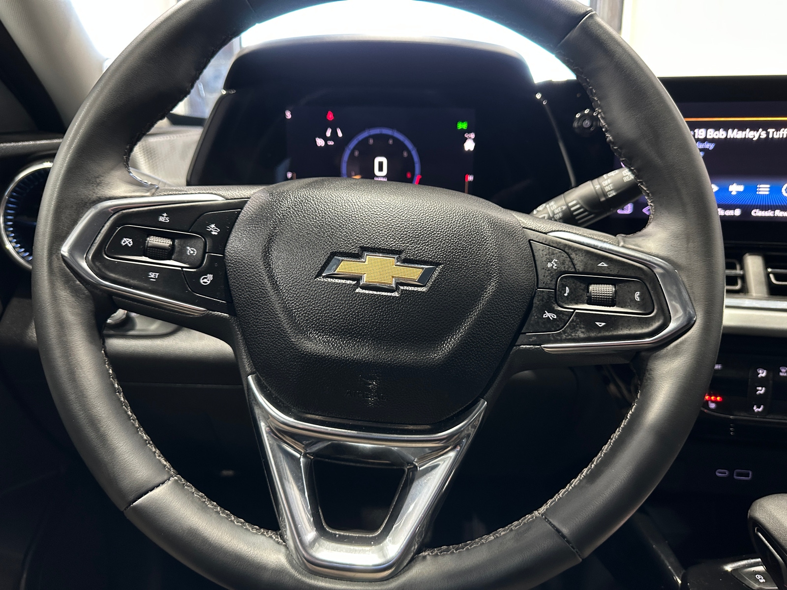 Thumbnail: 2025 Chevrolet Trax - 5