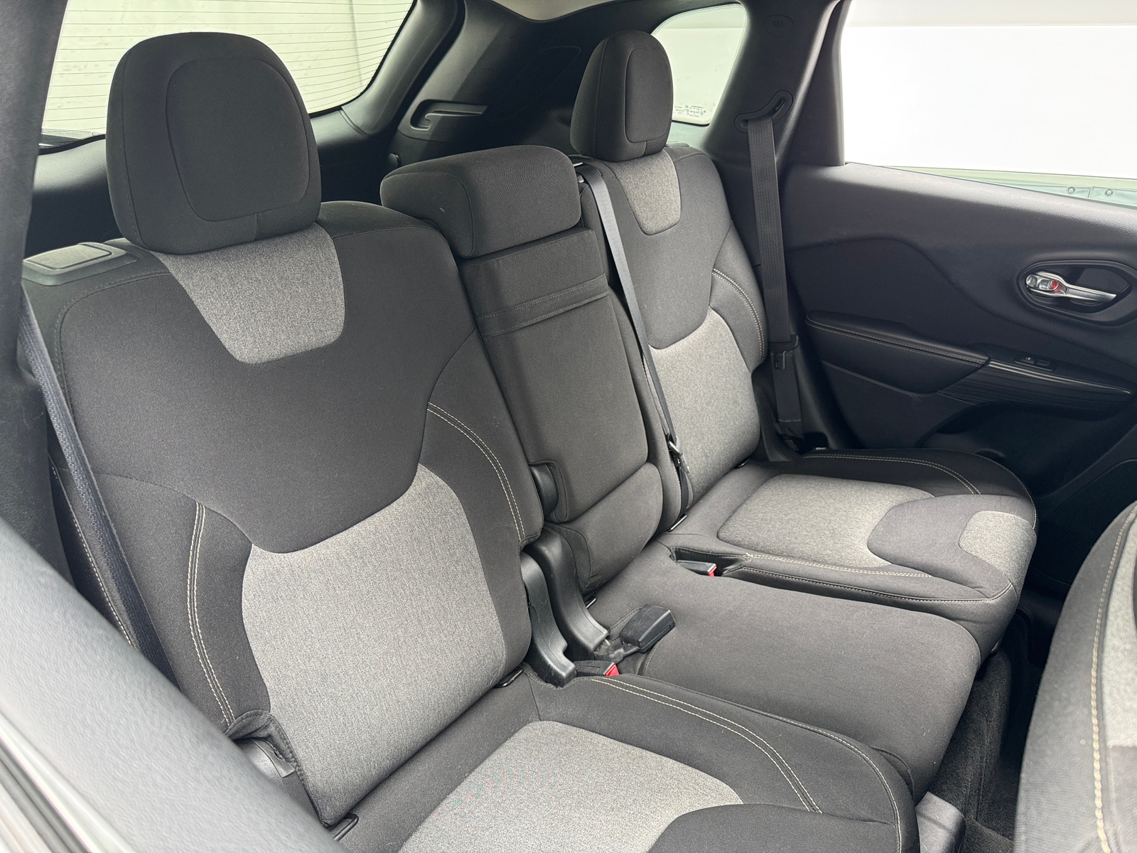 Thumbnail: 2014 Jeep Cherokee - 6