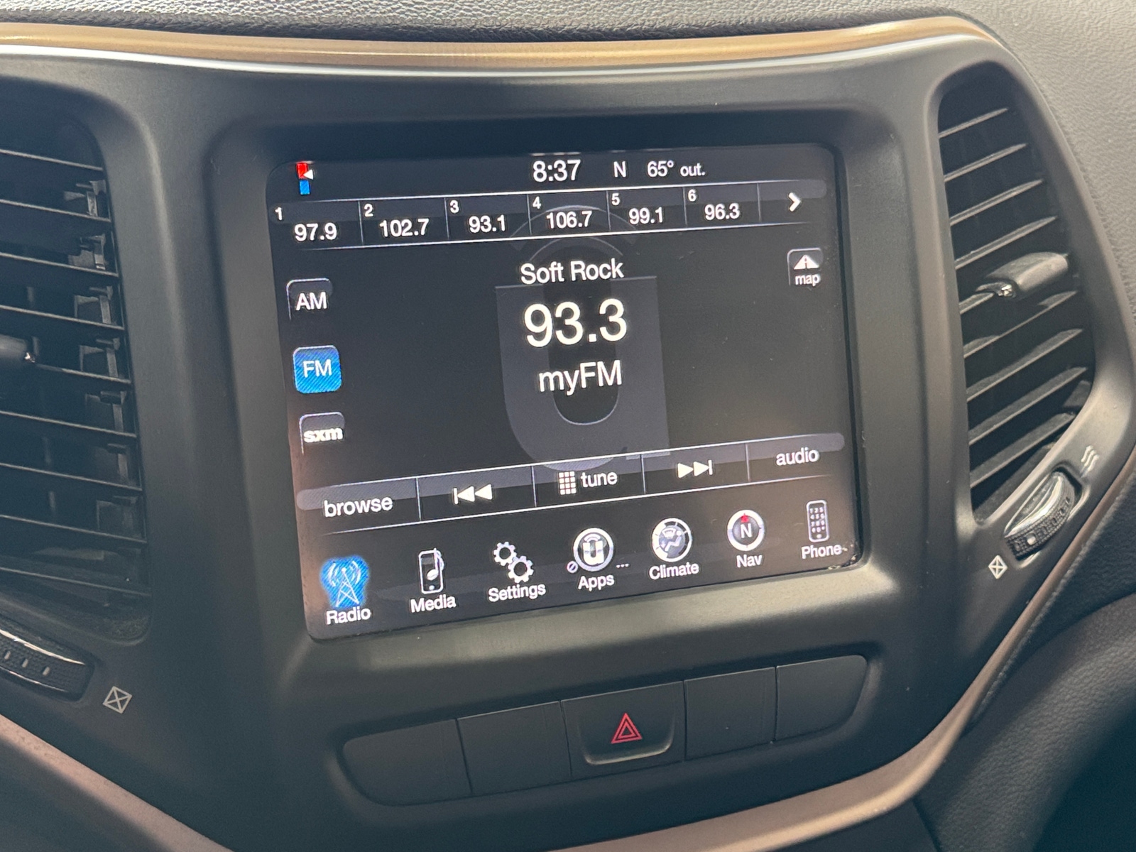 Thumbnail: 2014 Jeep Cherokee - 4