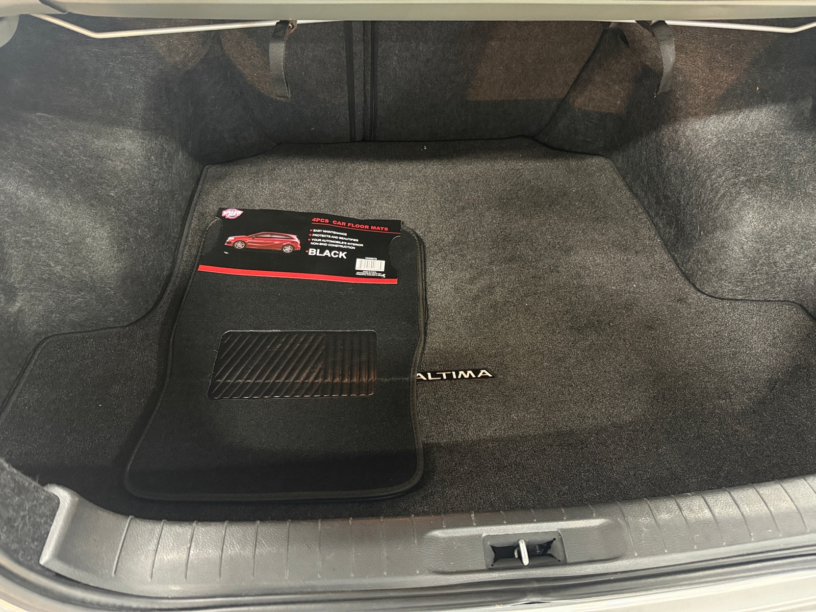 Thumbnail: 2018 Nissan Altima - 7