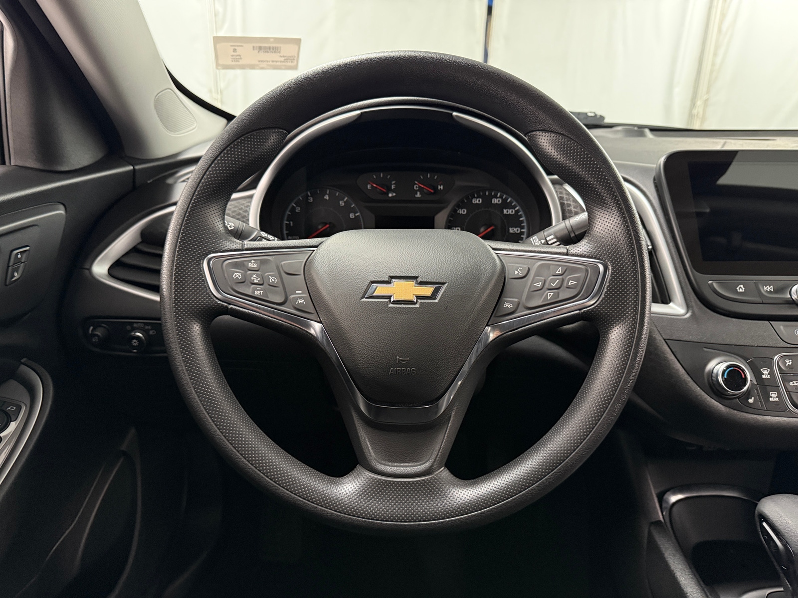 Thumbnail: 2024 Chevrolet Malibu - 5