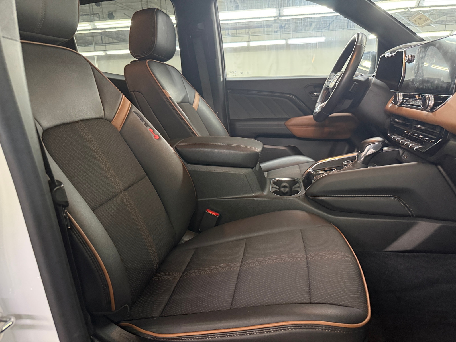 Thumbnail: 2023 GMC Canyon - 2