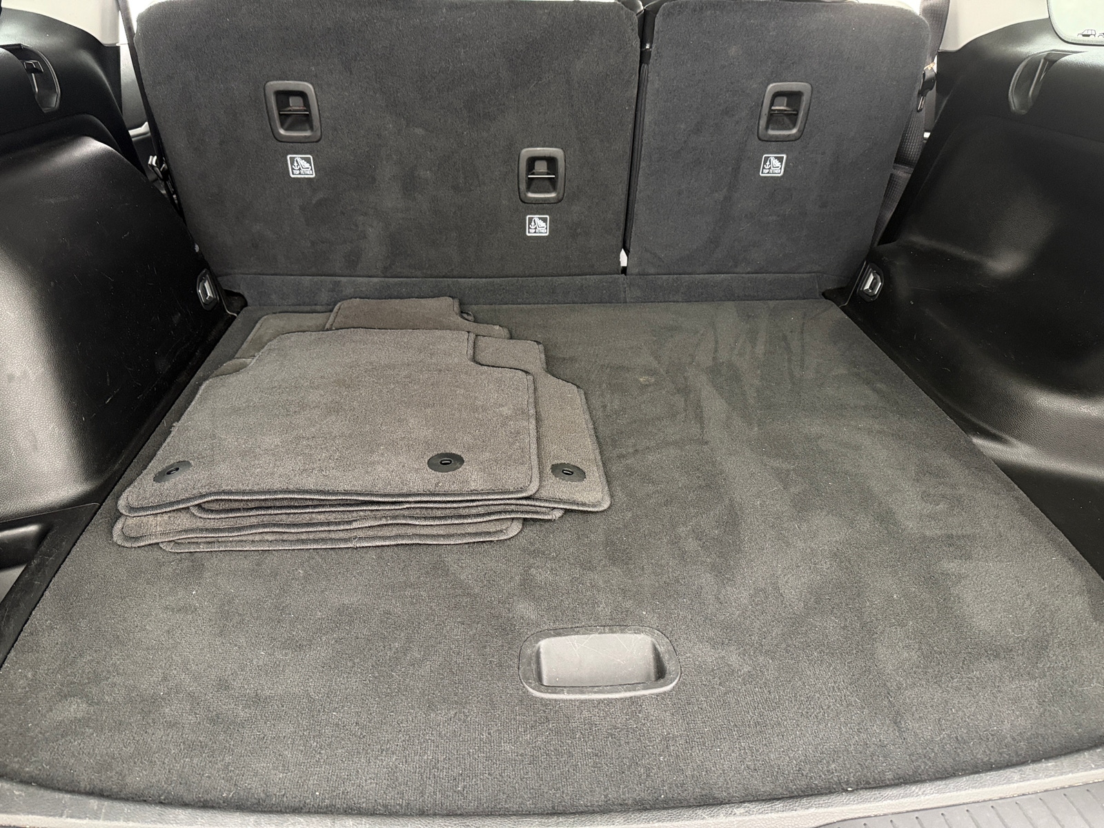 Thumbnail: 2023 Jeep Grand Cherokee - 6