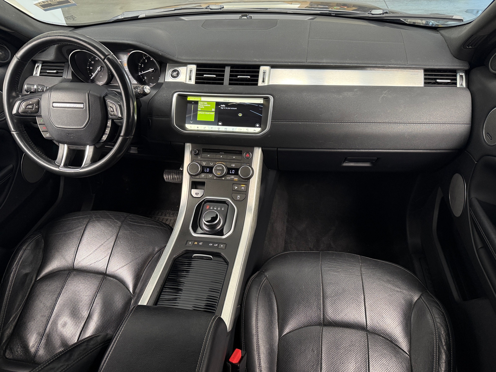 Thumbnail: 2017 Land Rover Range Rover Evoque - 2