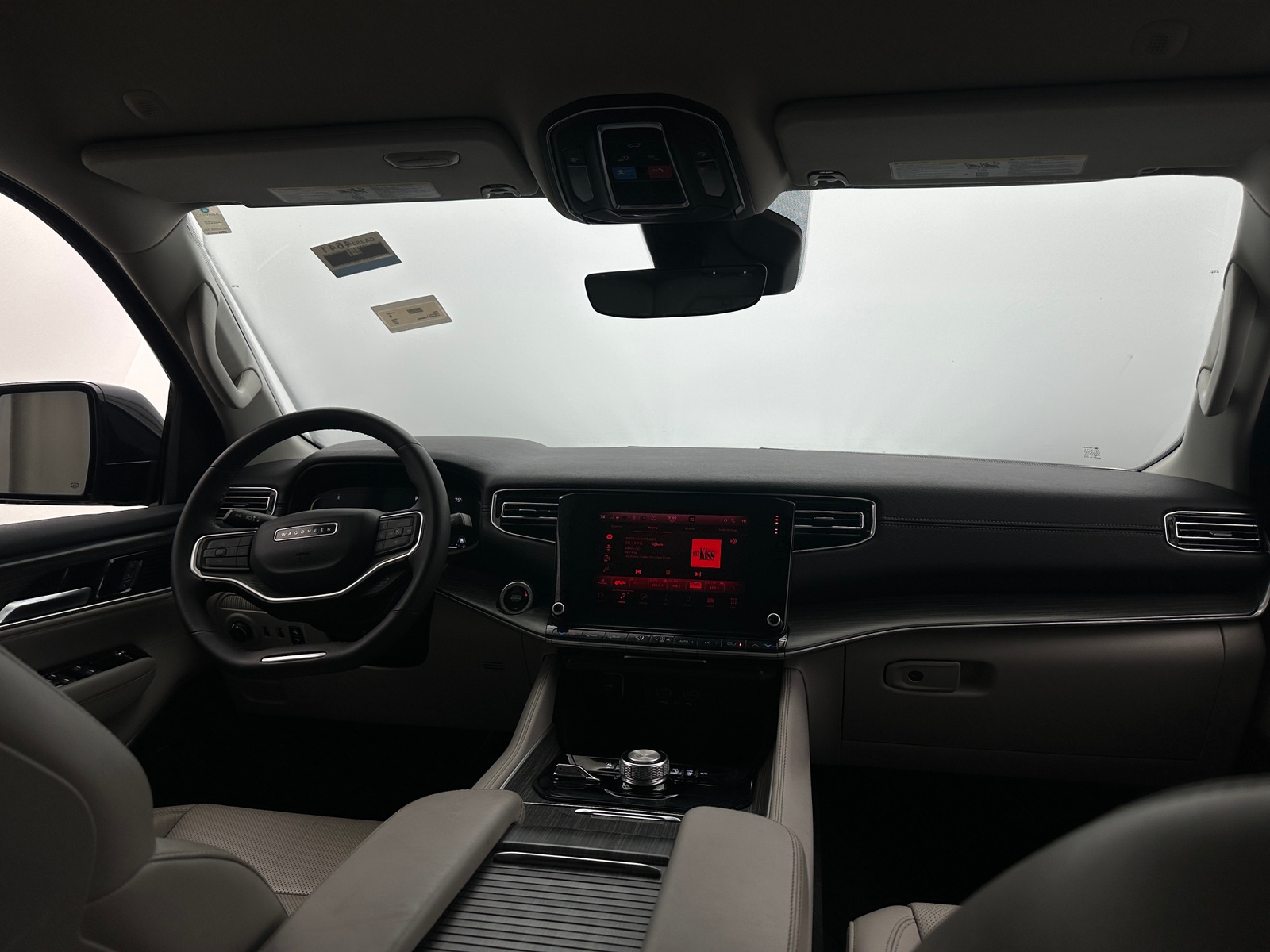 Thumbnail: 2023 Jeep Wagoneer - 2