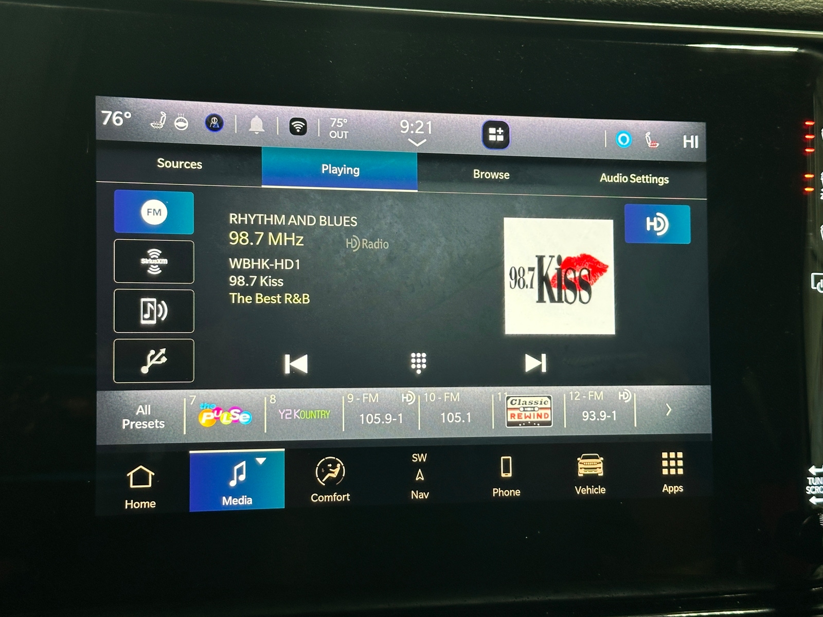 Thumbnail: 2023 Jeep Wagoneer - 3