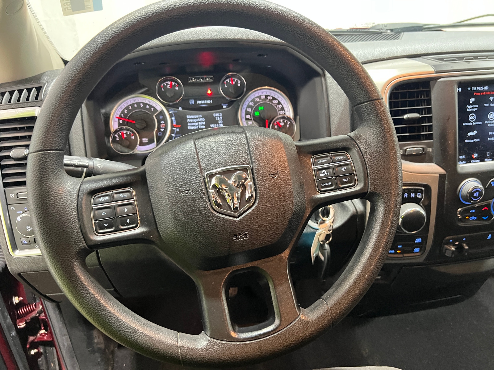 Thumbnail: 2020 RAM 1500 Classic - 5