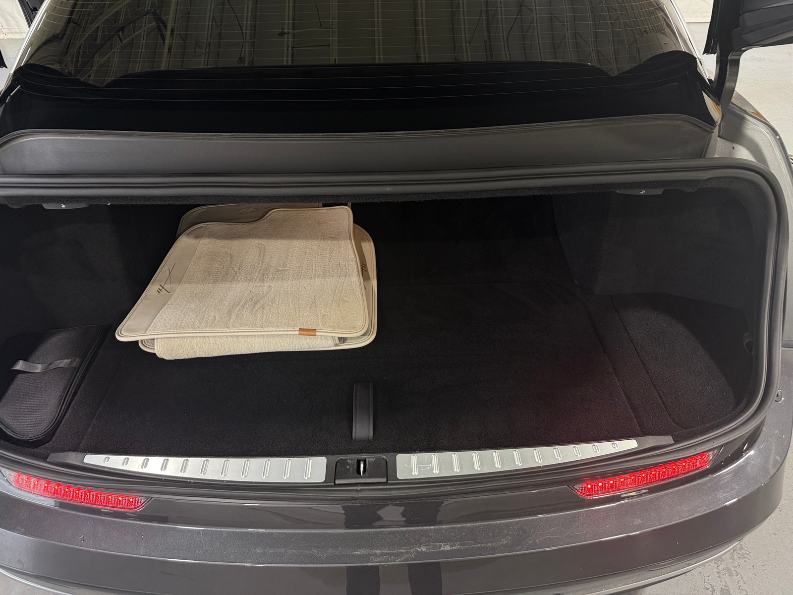 Thumbnail: 2023 Lucid Air - 6