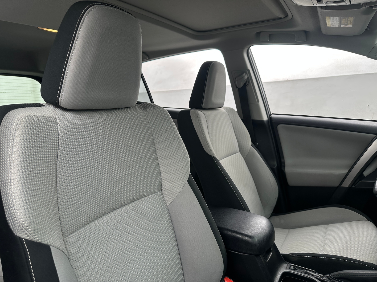 Thumbnail: 2017 Toyota RAV4 - 2