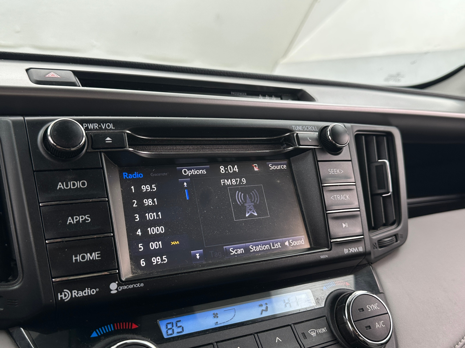 Thumbnail: 2017 Toyota RAV4 - 4