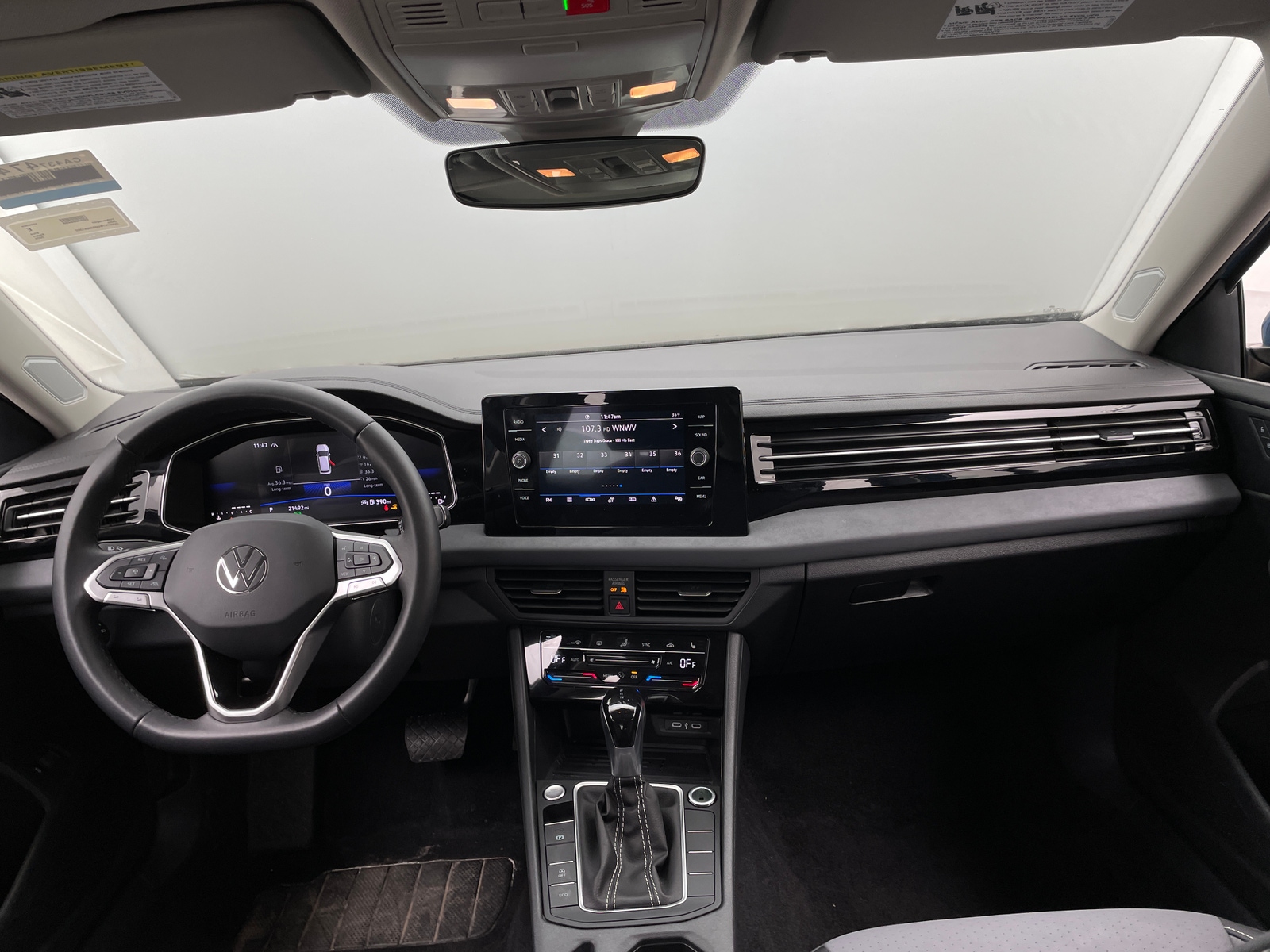 Thumbnail: 2025 Volkswagen Jetta - 2