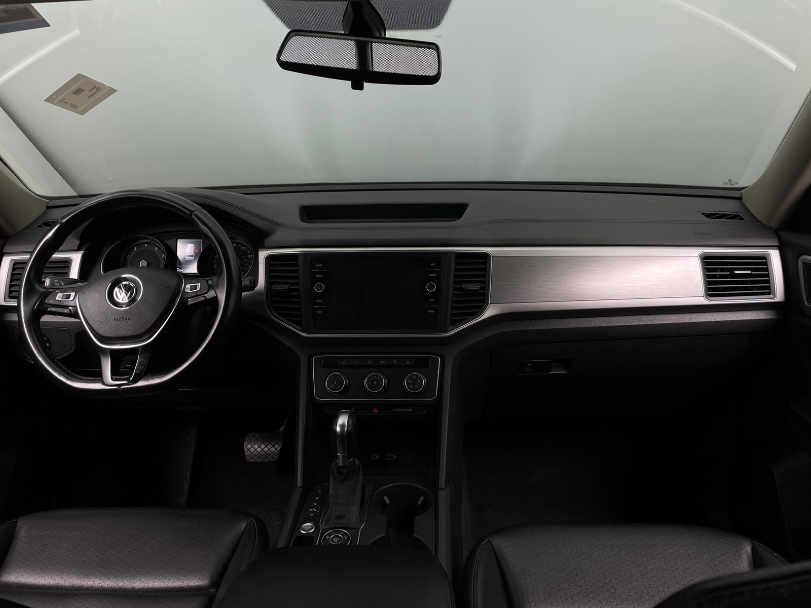 Thumbnail: 2018 Volkswagen Atlas - 2