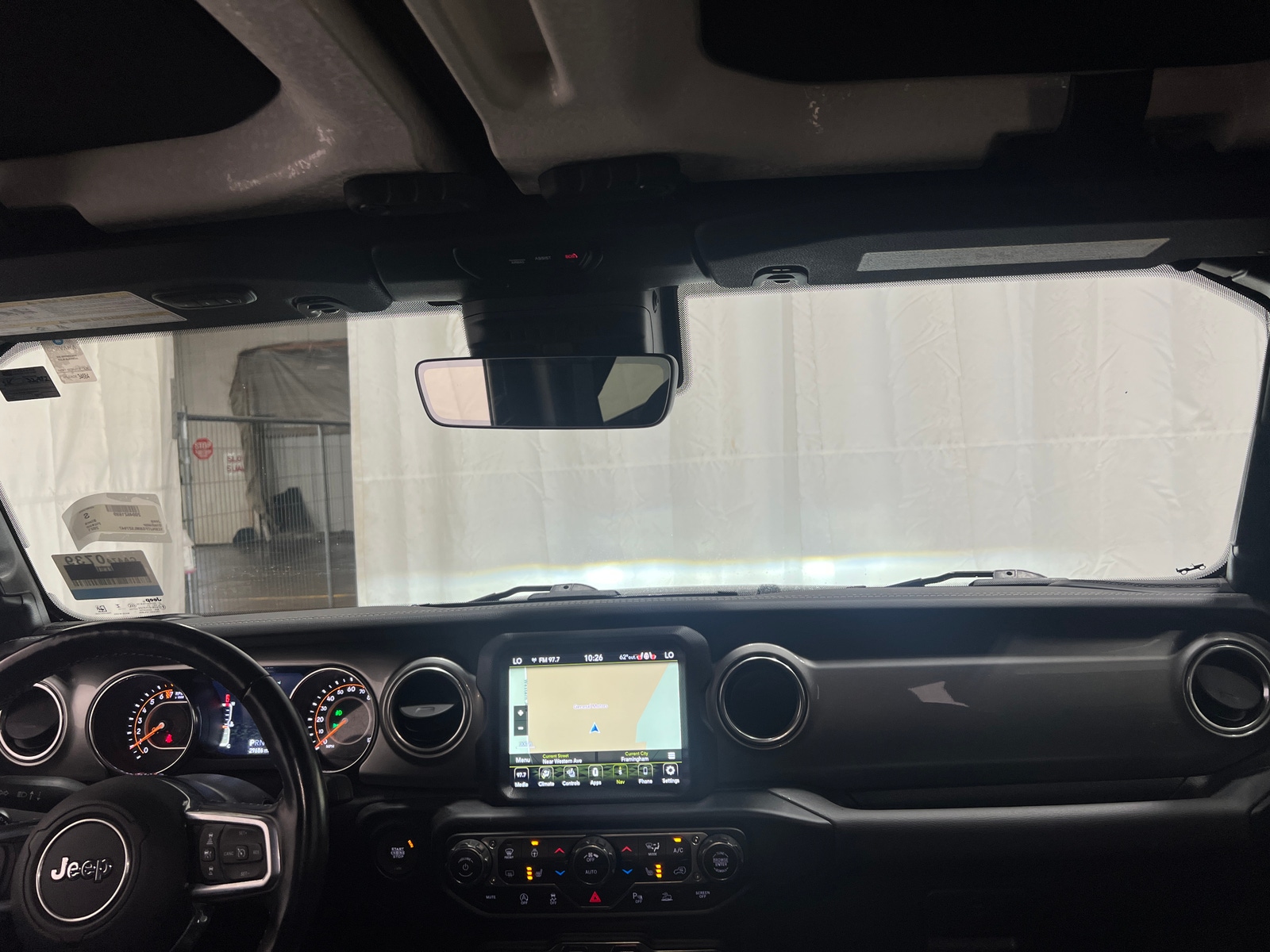 Thumbnail: 2021 Jeep Gladiator - 3