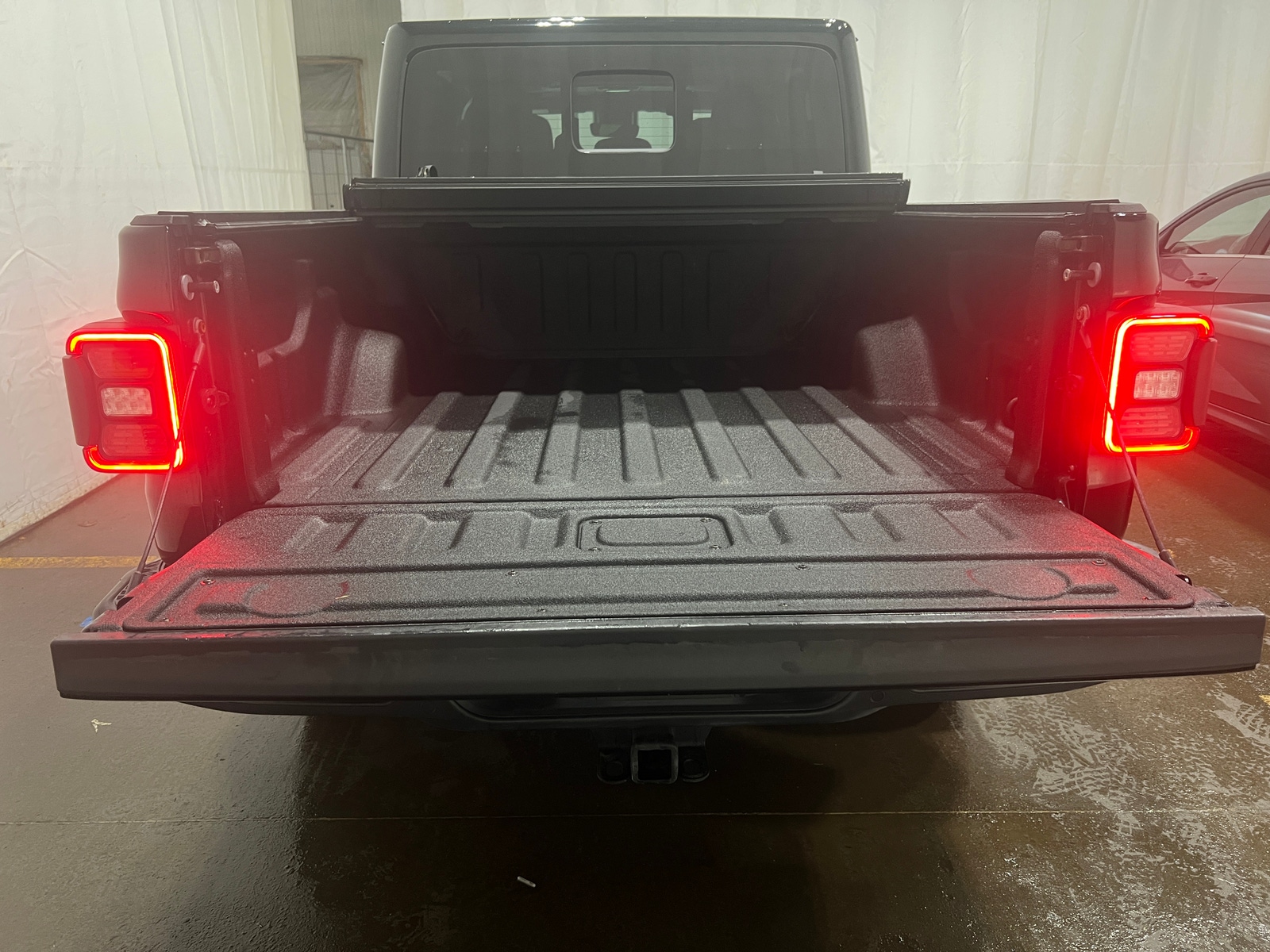 Thumbnail: 2021 Jeep Gladiator - 7