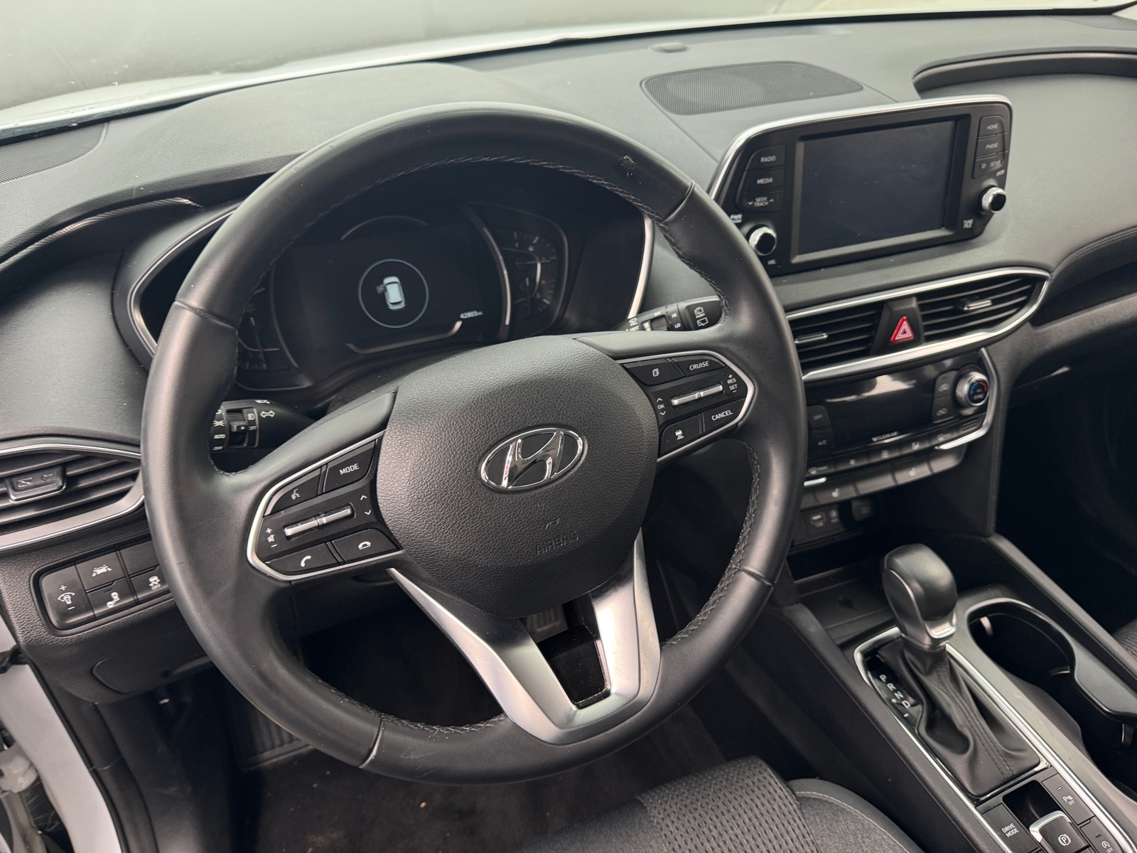 Thumbnail: 2020 Hyundai Santa Fe - 5