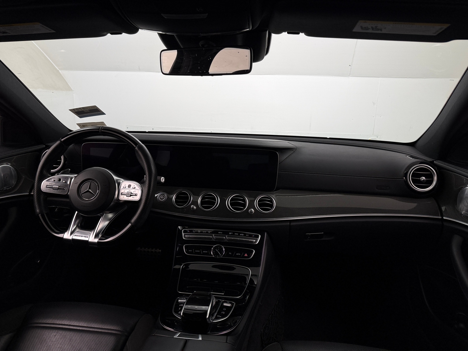 Thumbnail: 2019 Mercedes-Benz E-Class - 2