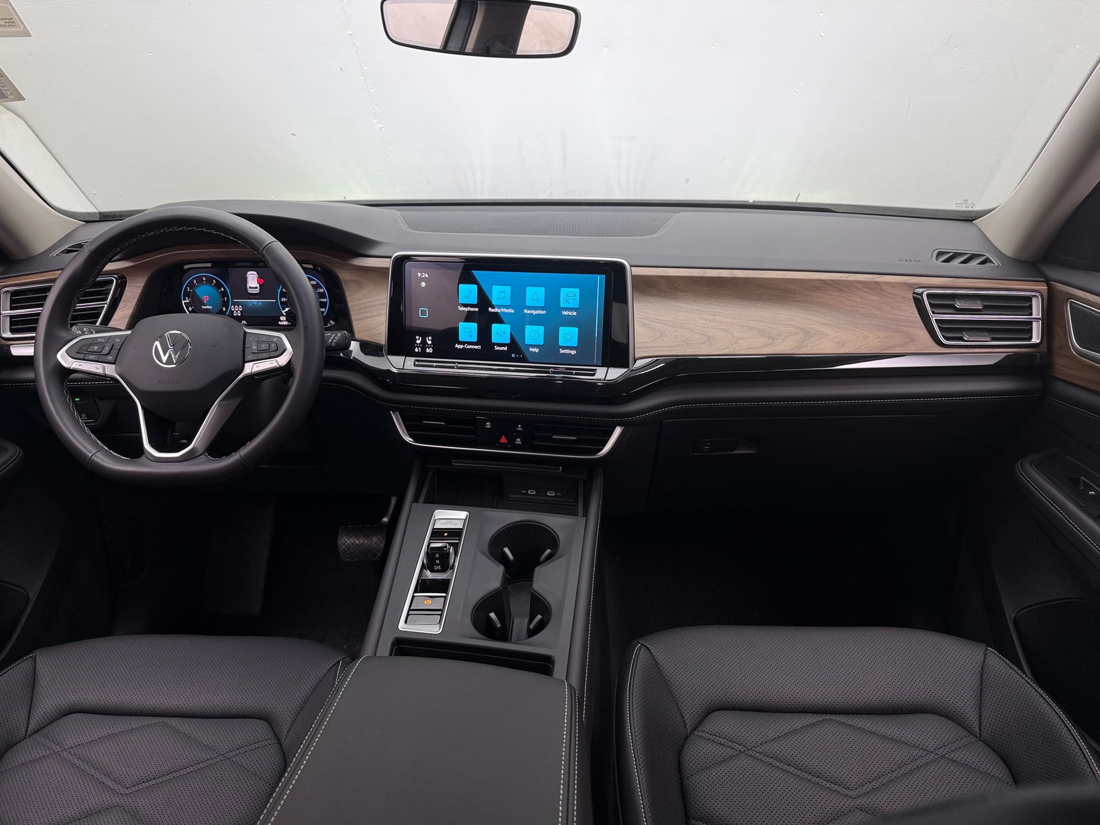 Thumbnail: 2025 Volkswagen Atlas - 2