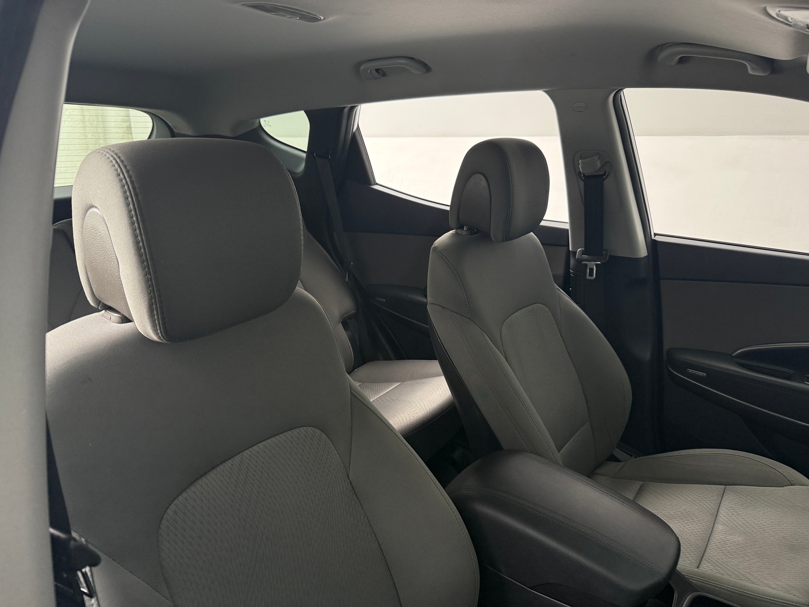 Thumbnail: 2018 Hyundai Santa Fe - 2