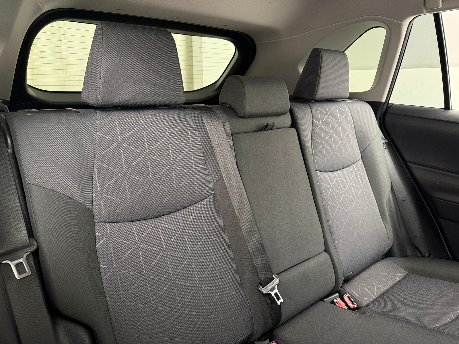 Thumbnail: 2020 Toyota RAV4 - 6