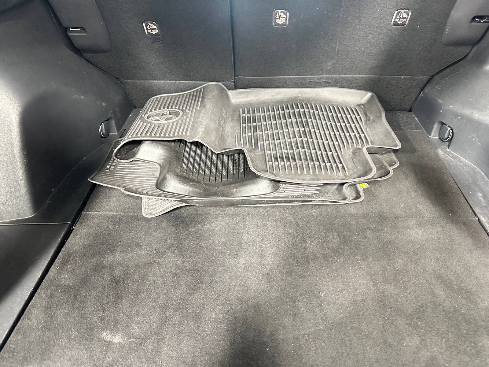 Thumbnail: 2020 Toyota RAV4 - 7