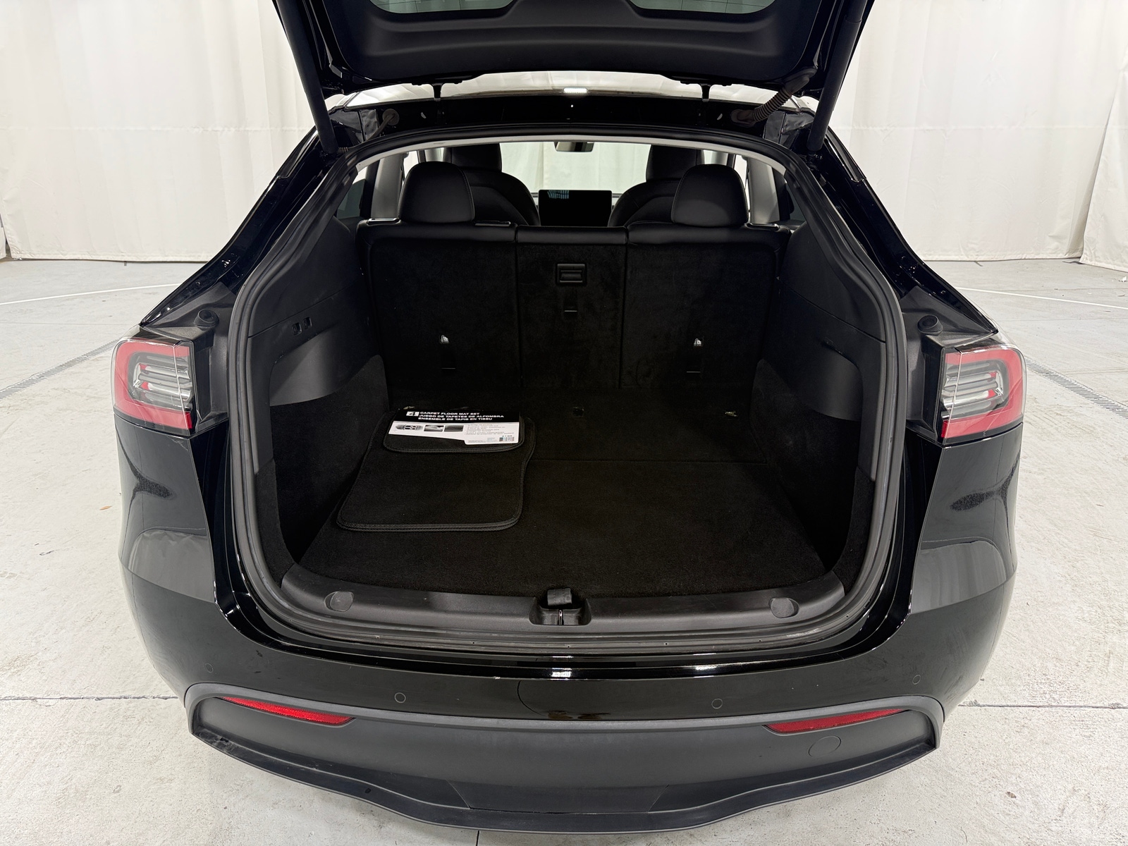 Thumbnail: 2022 Tesla Model Y - 6