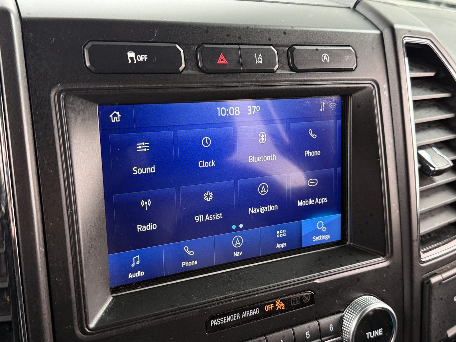 Thumbnail: 2021 Ford Expedition - 3