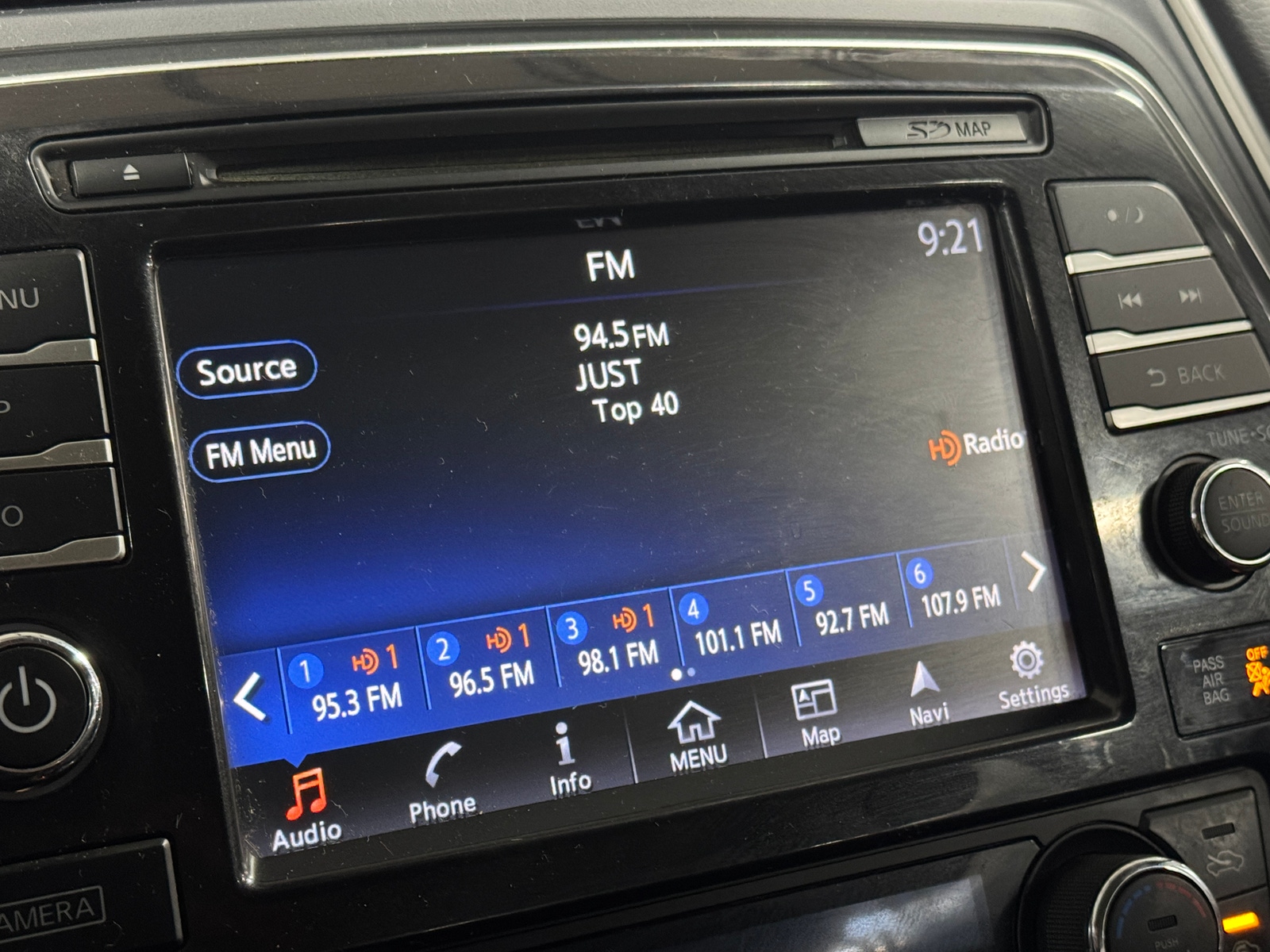 Thumbnail: 2017 Nissan Maxima - 4