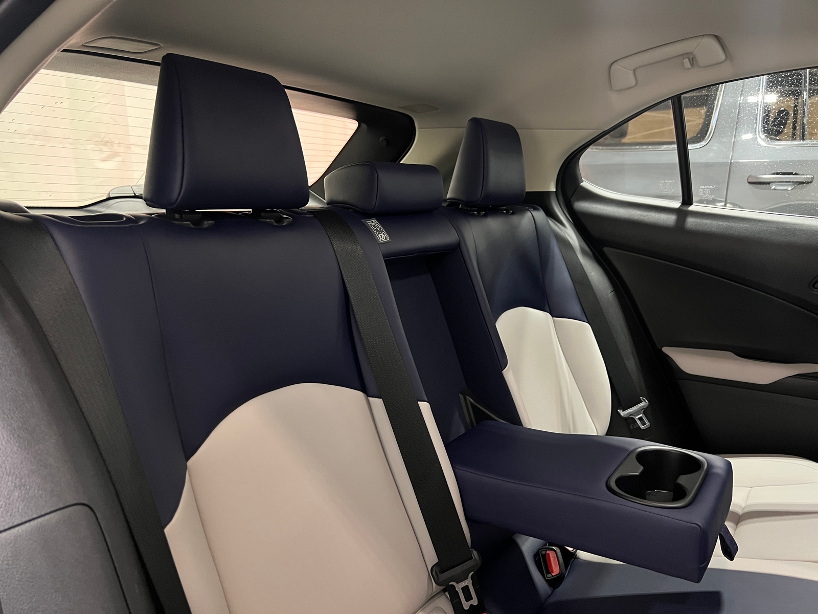 Thumbnail: 2020 Lexus UX - 5