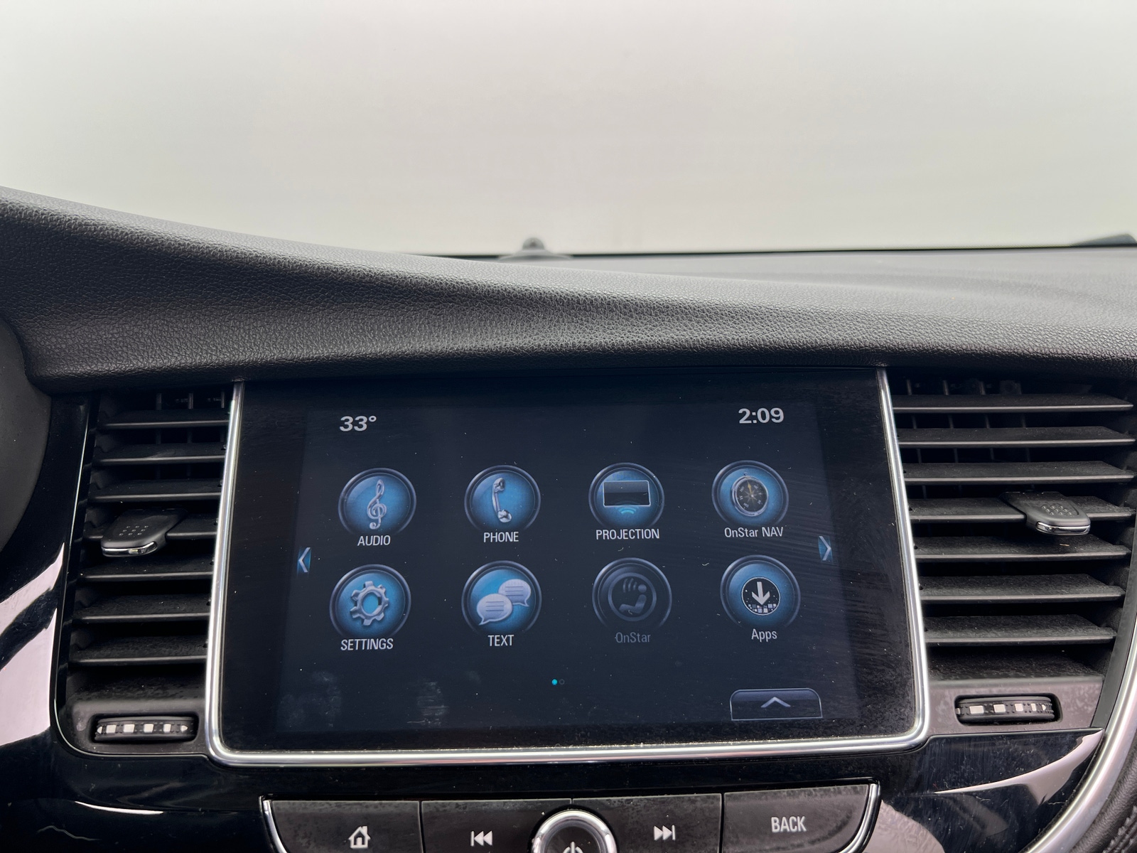 Thumbnail: 2019 Buick Encore - 4