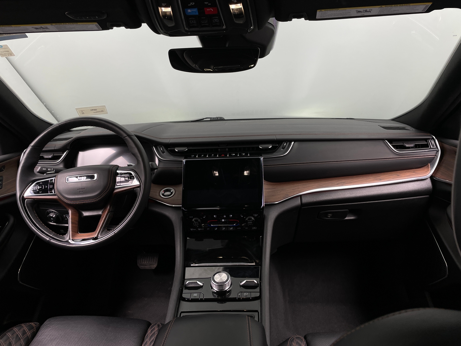 Thumbnail: 2025 Jeep Grand Cherokee - 2