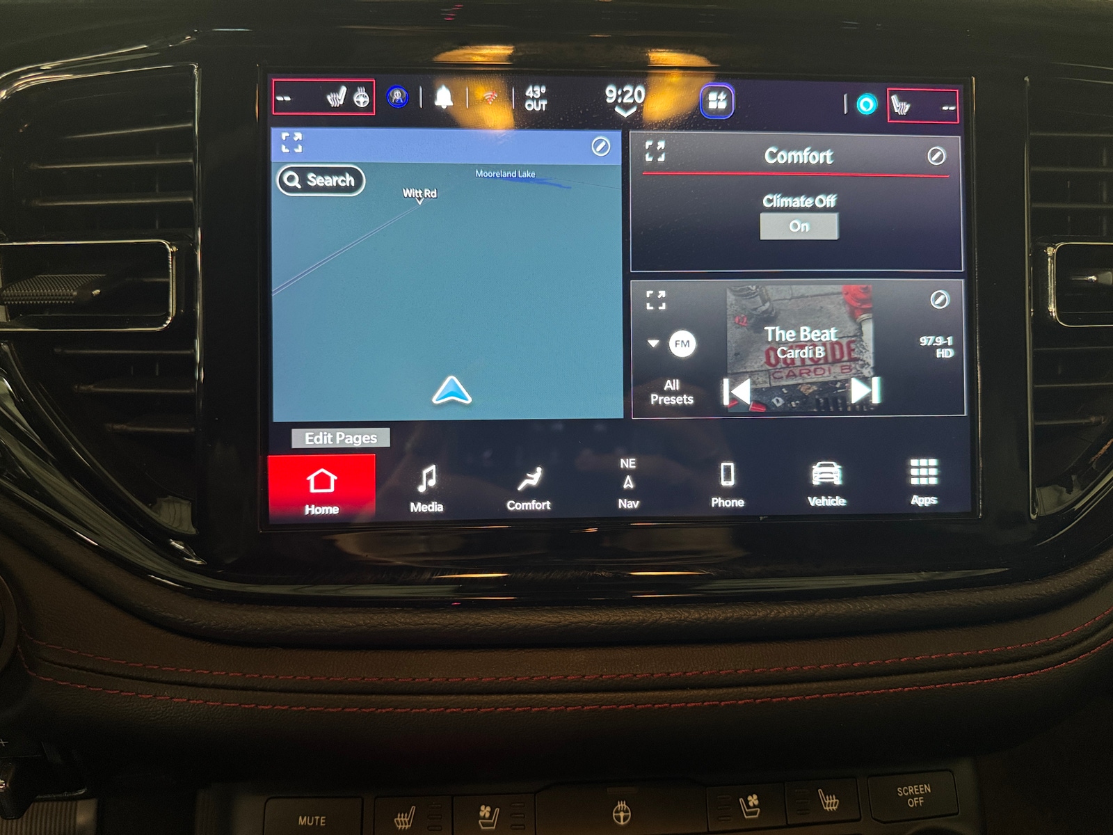 Thumbnail: 2023 Dodge Durango - 3