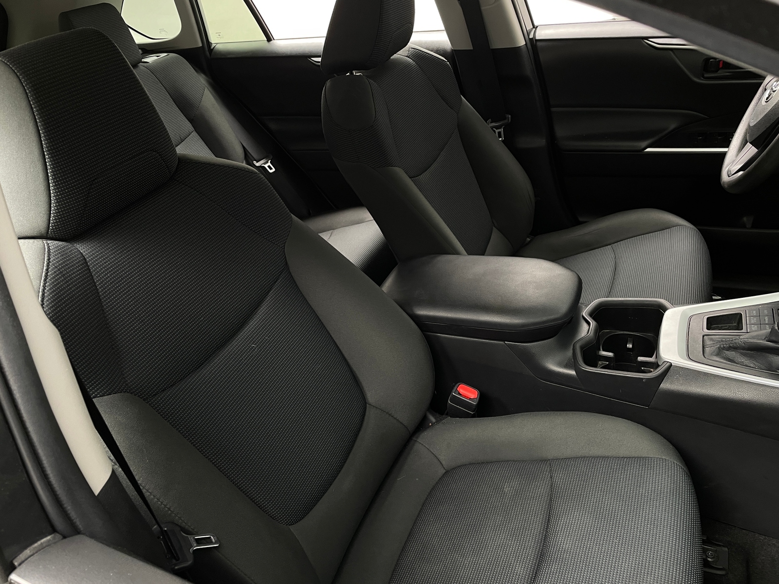 Thumbnail: 2022 Toyota RAV4 - 2