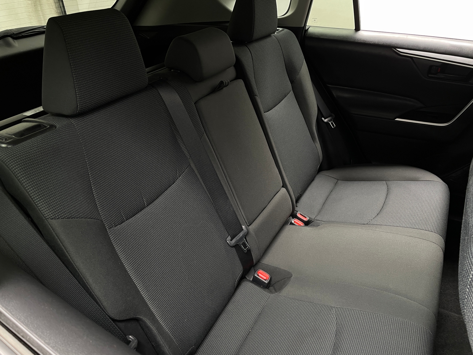 Thumbnail: 2022 Toyota RAV4 - 6