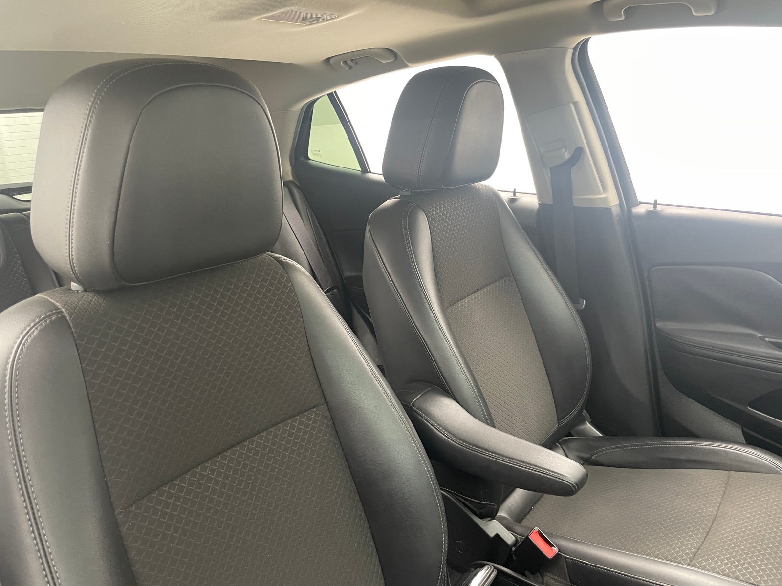 Thumbnail: 2018 Buick Encore - 2