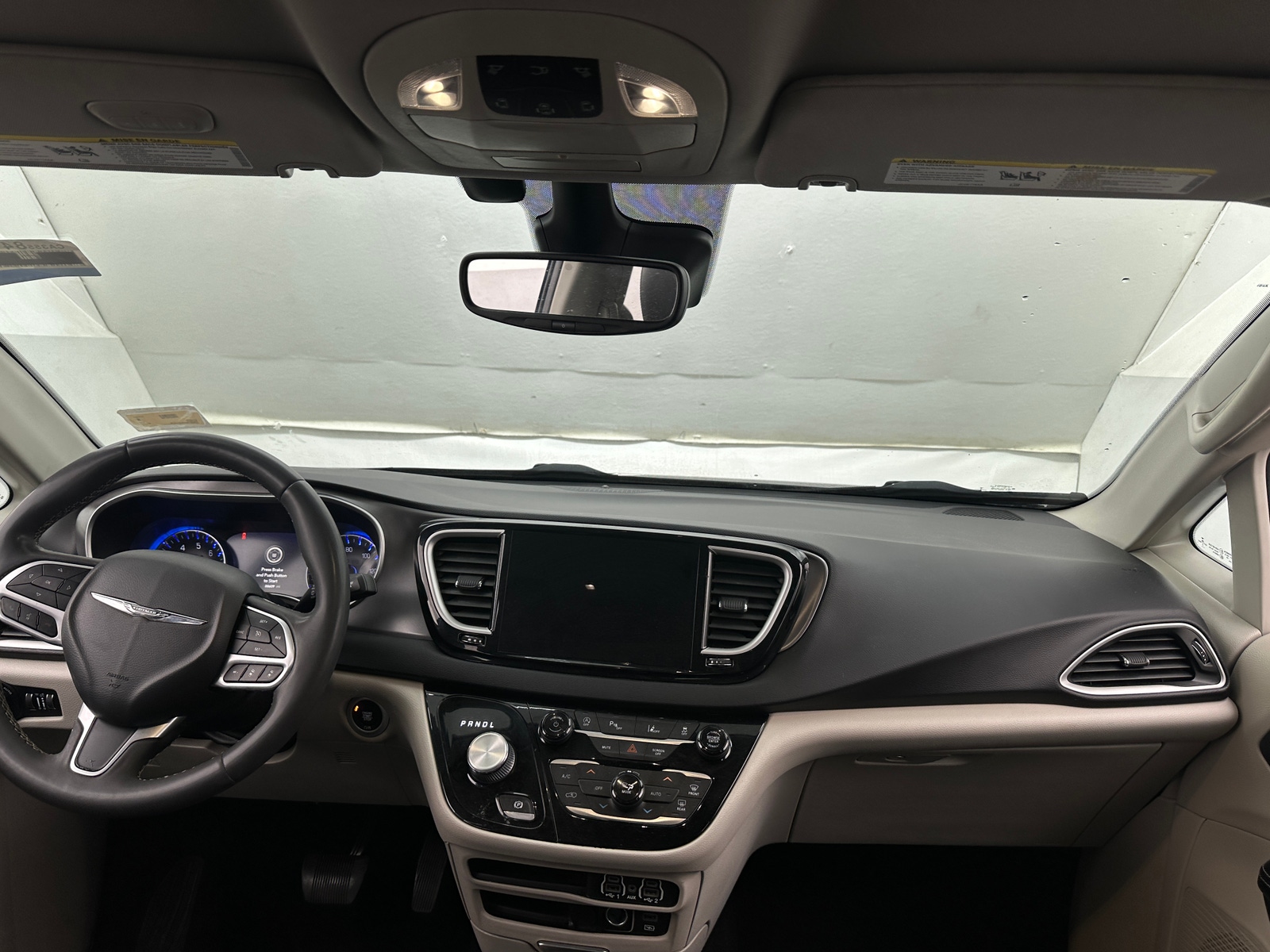 Thumbnail: 2022 Chrysler Pacifica - 2