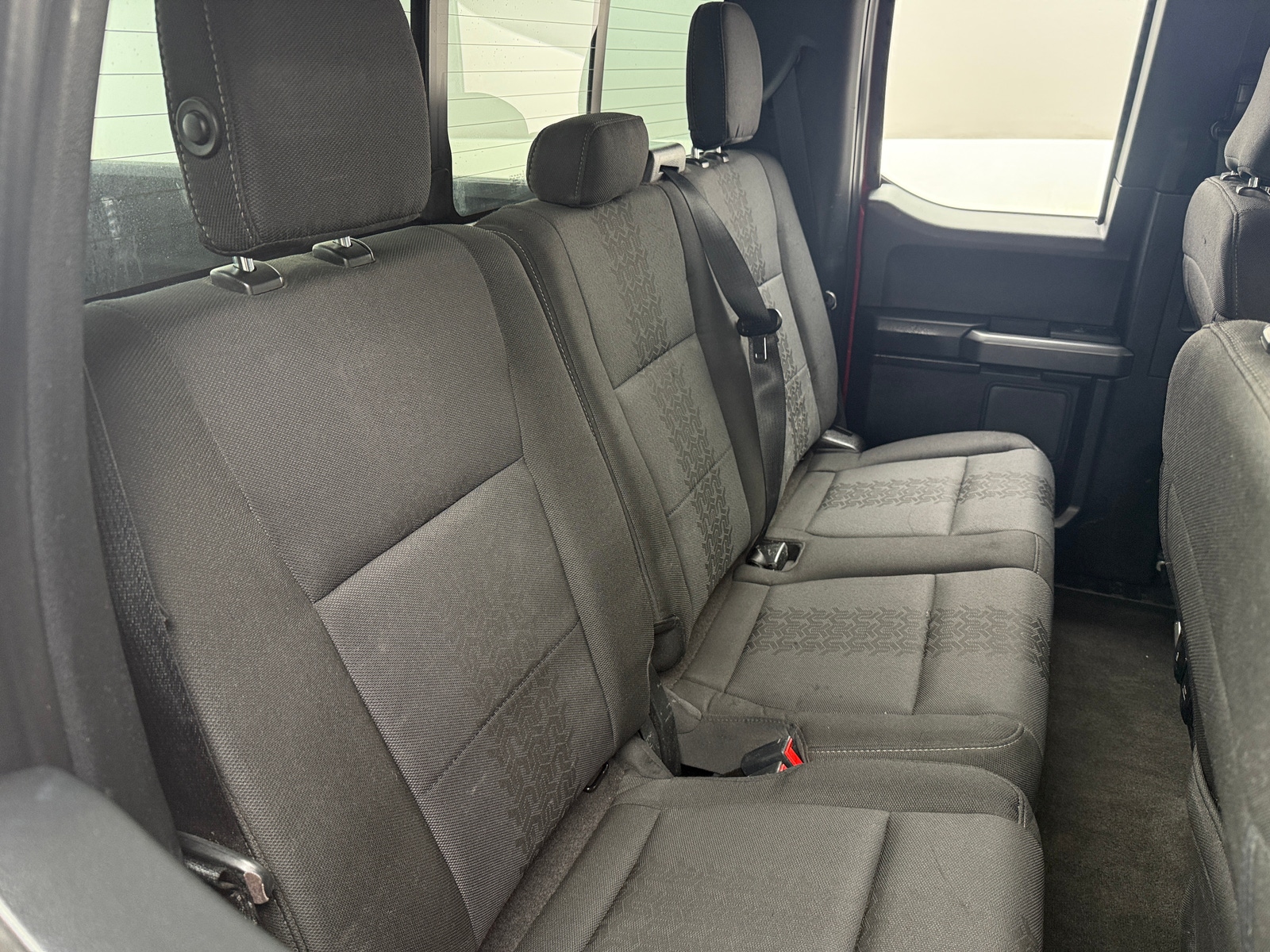 Thumbnail: 2019 Ford Econoline - 6