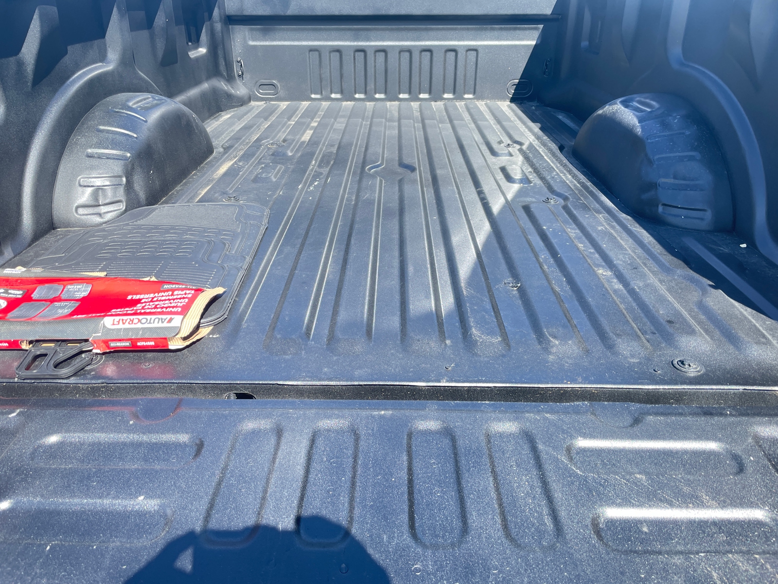 Thumbnail: 2022 Ford Econoline - 6