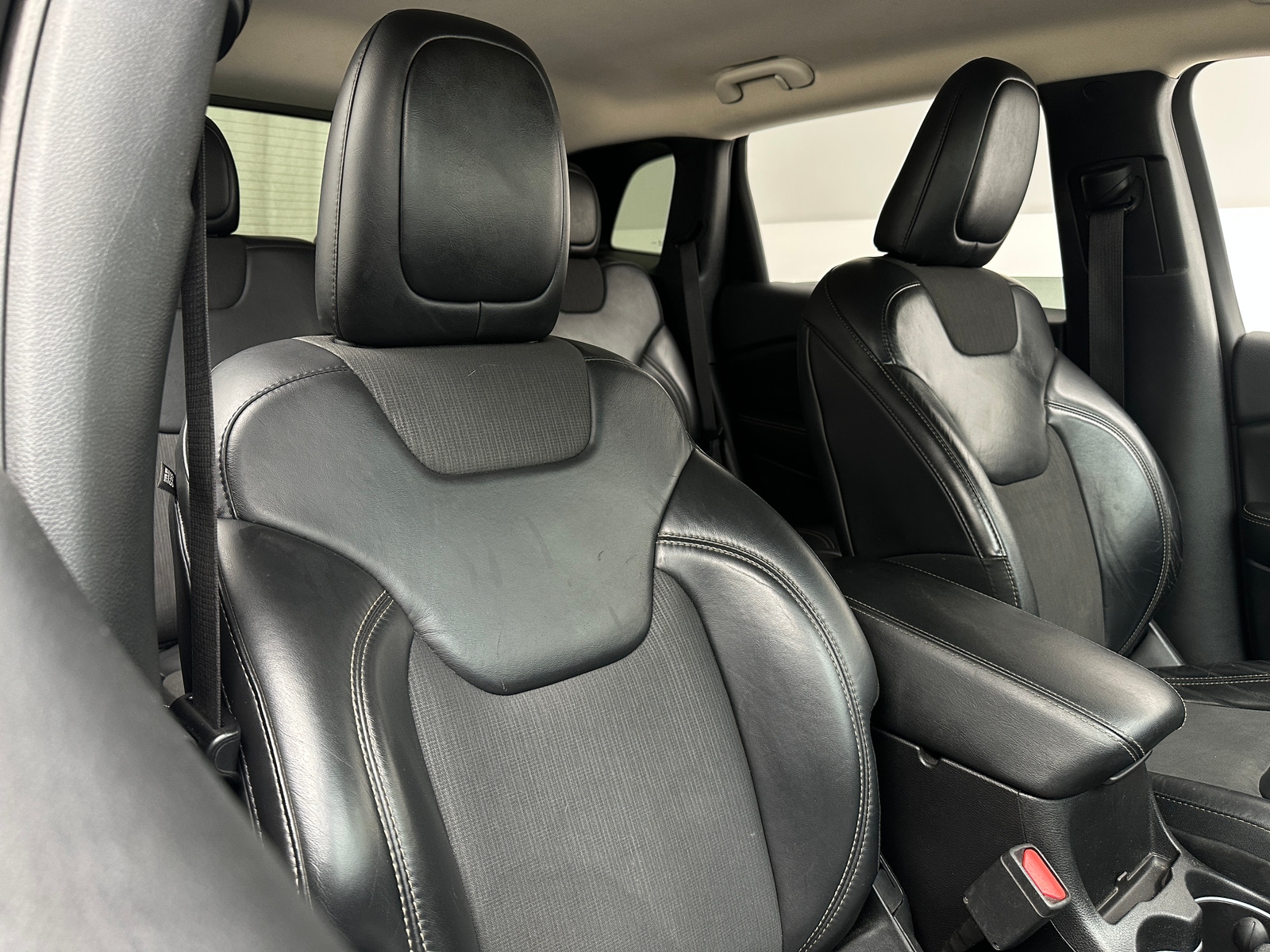 Thumbnail: 2018 Jeep Cherokee - 2