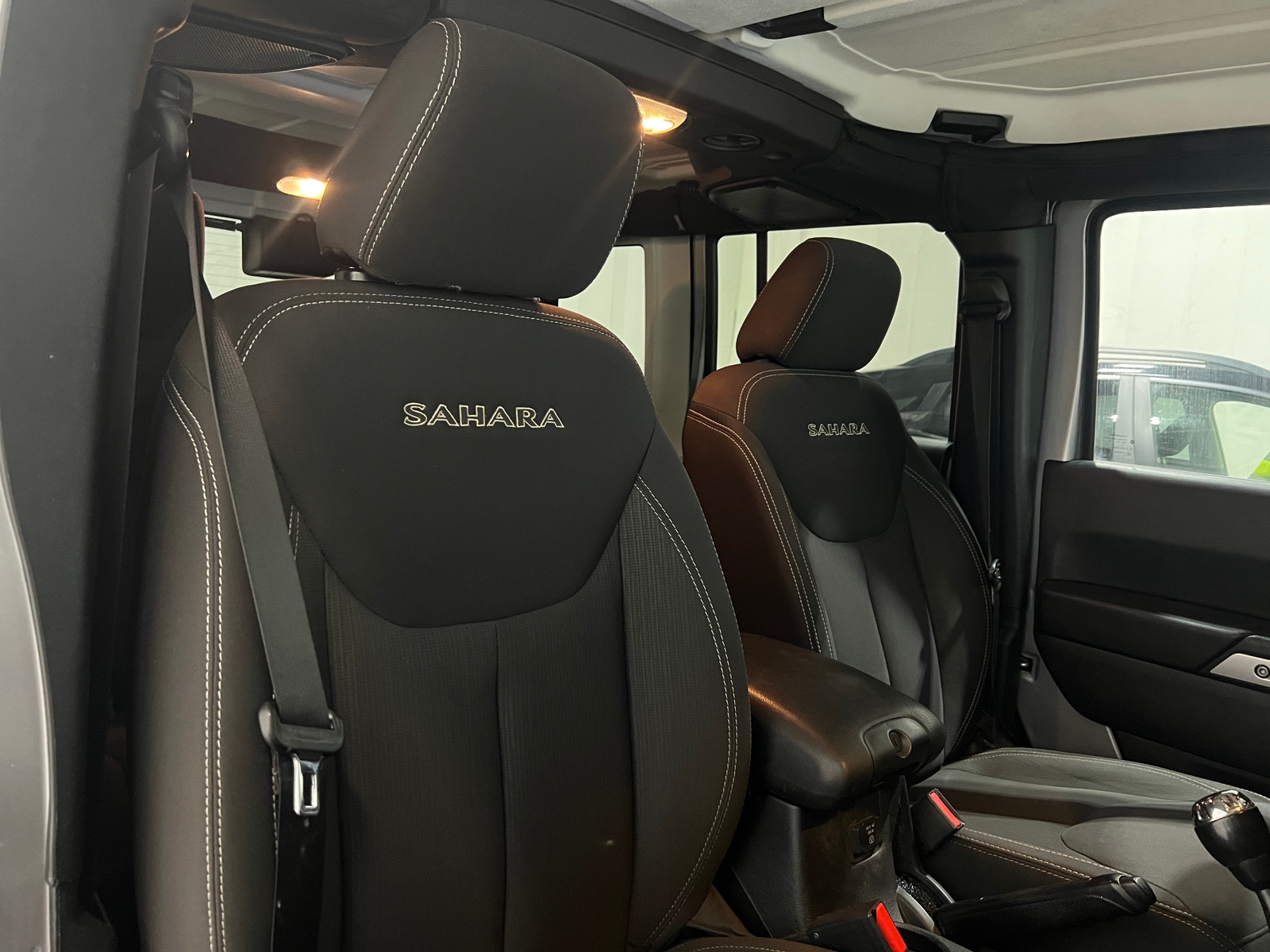 Thumbnail: 2016 Jeep Wrangler - 2