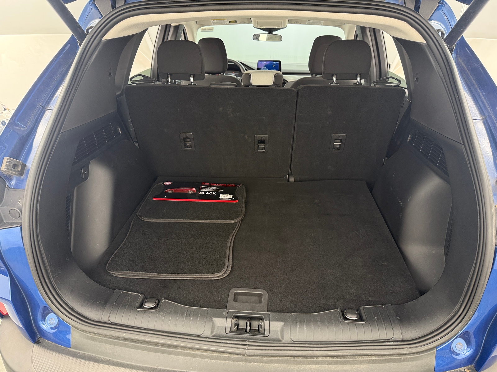 Thumbnail: 2023 Ford Escape - 7