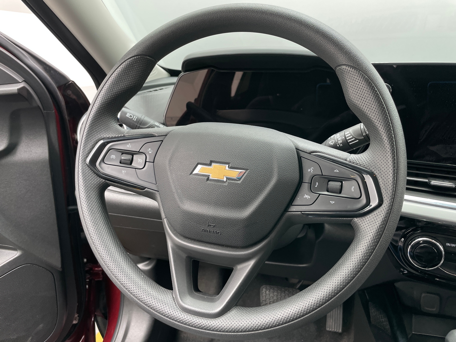 Thumbnail: 2025 Chevrolet Trax - 5