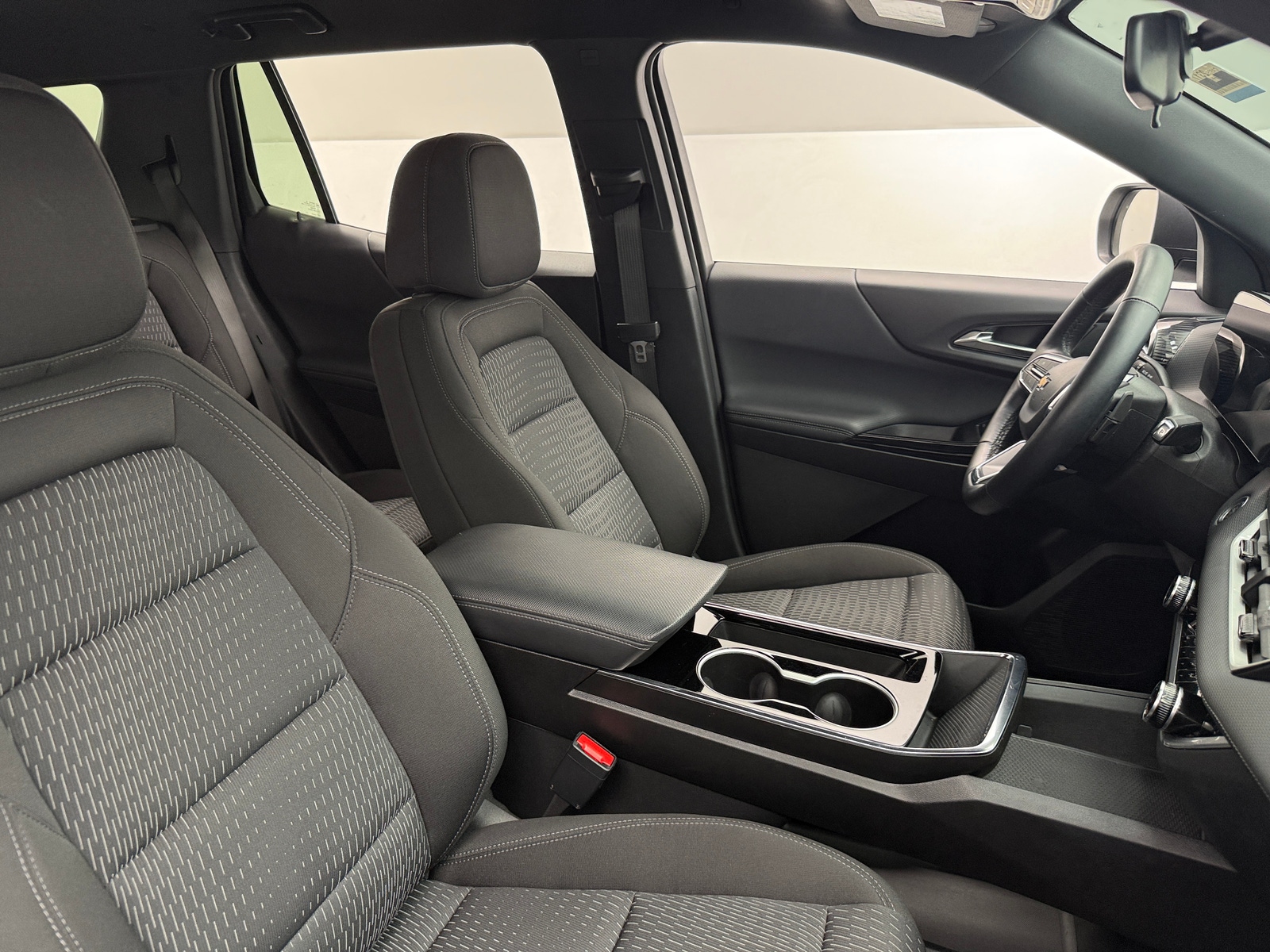 Thumbnail: 2025 Chevrolet Equinox - 2