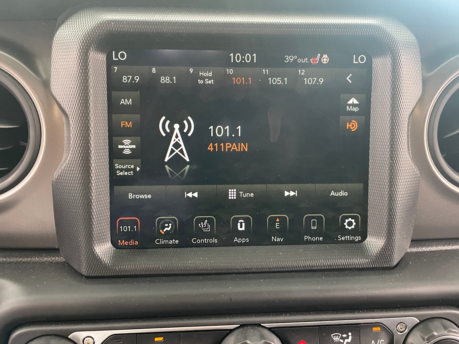 Thumbnail: 2023 Jeep Wrangler - 4