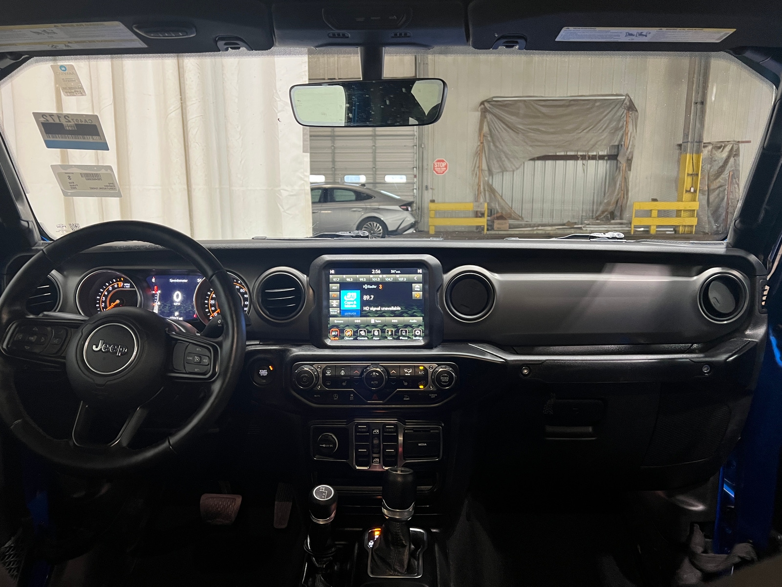 Thumbnail: 2022 Jeep Gladiator - 3