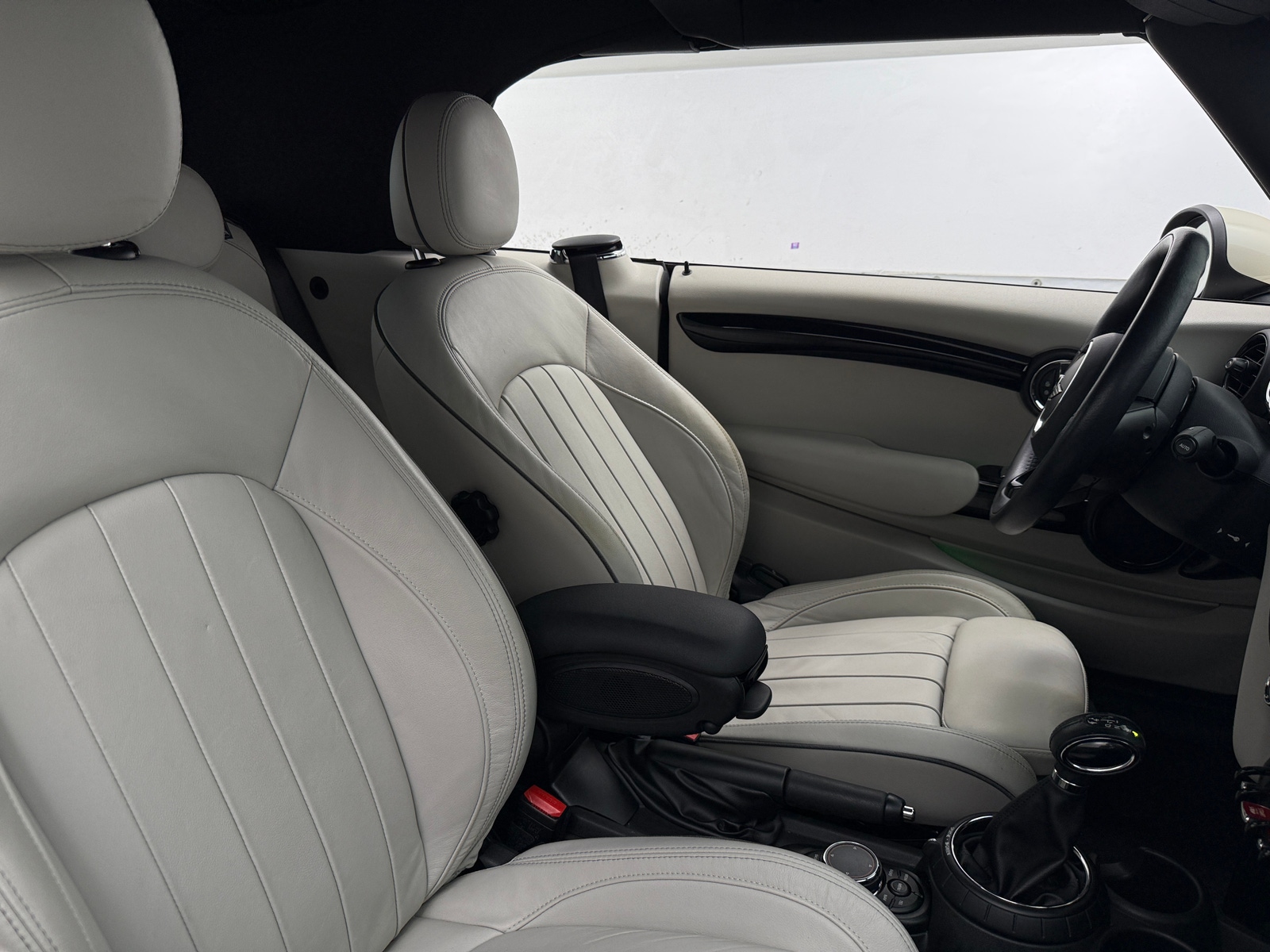 Thumbnail: 2016 MINI Cooper Convertible - 2